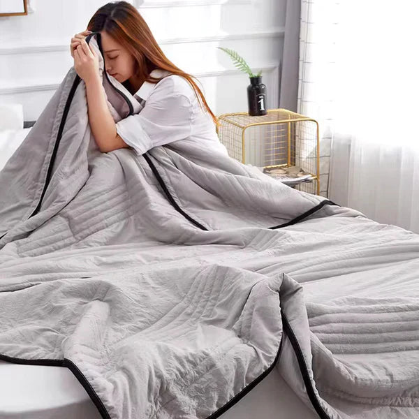 Cooling Blanket for Hot Sleepers, Soft Breathable Ice Cooling Throw