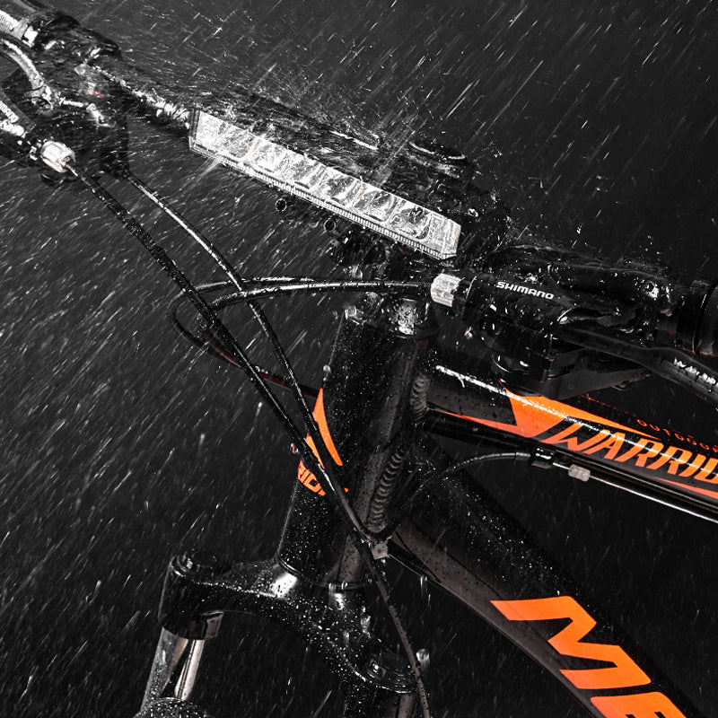 900-Lumen Rechargeable LED Bike Light