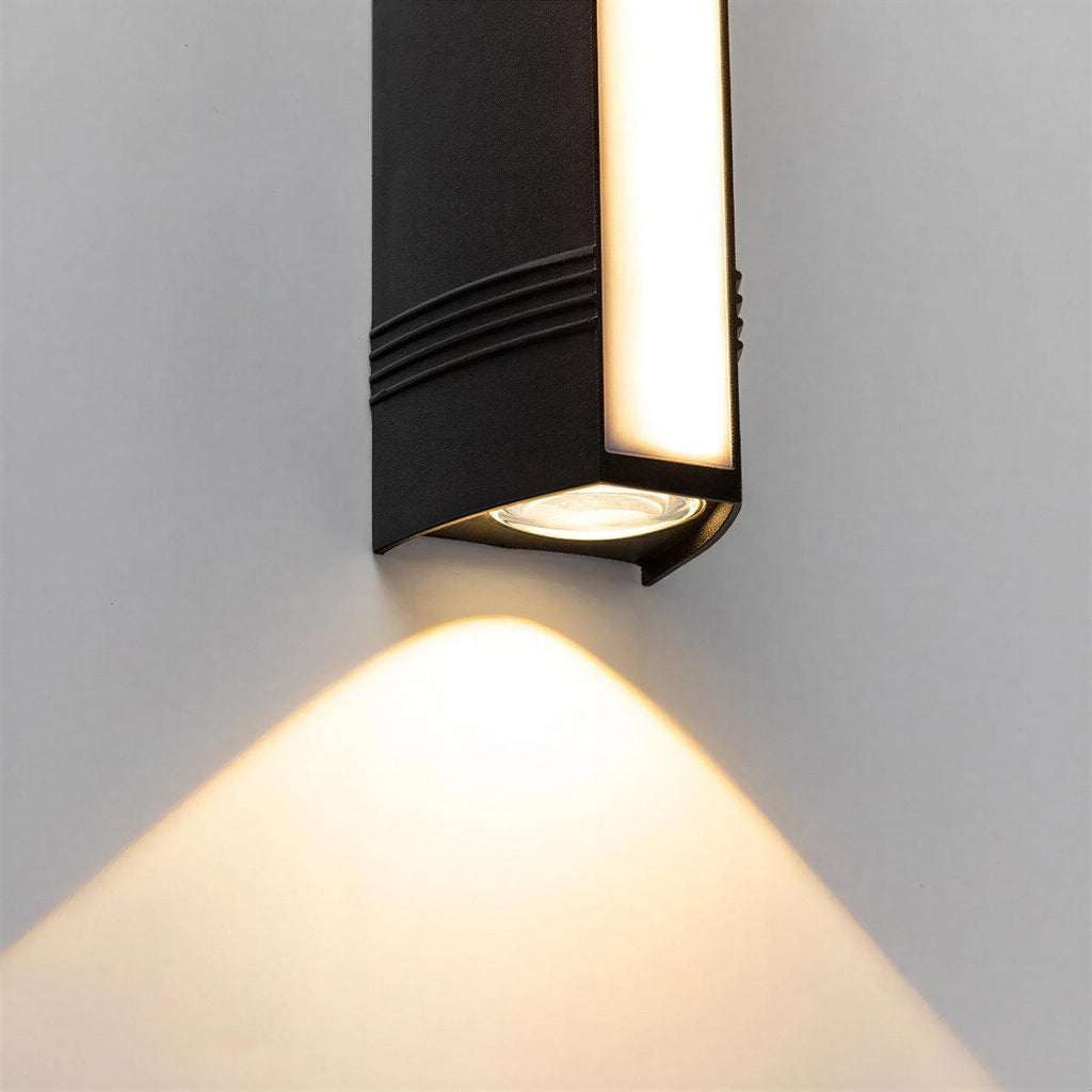Outdoor Wall Light With Up And Down Beam