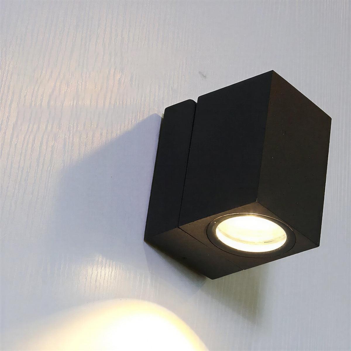 Outdoor Wall Mount Spotlight