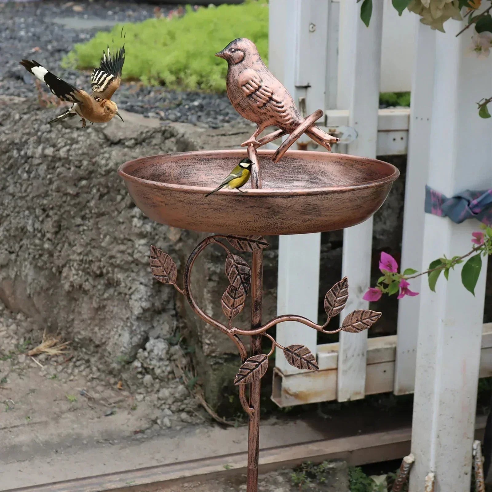 Metal Garden Bird Bath with Ground Stake