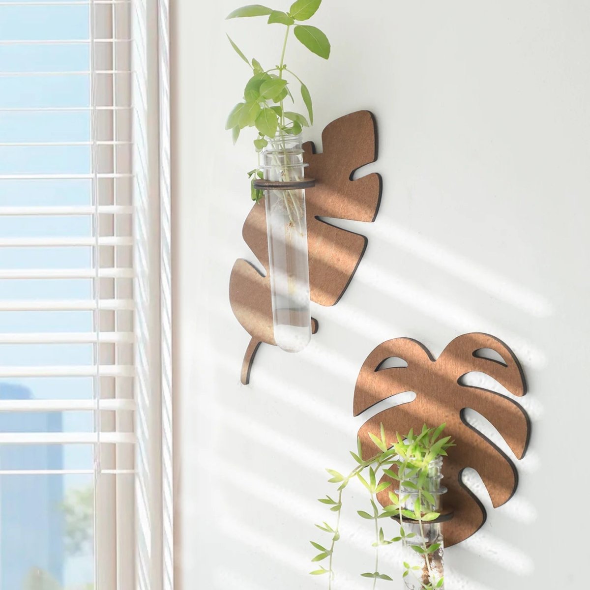 Leaf Wall Planter Made Of Natural Wood