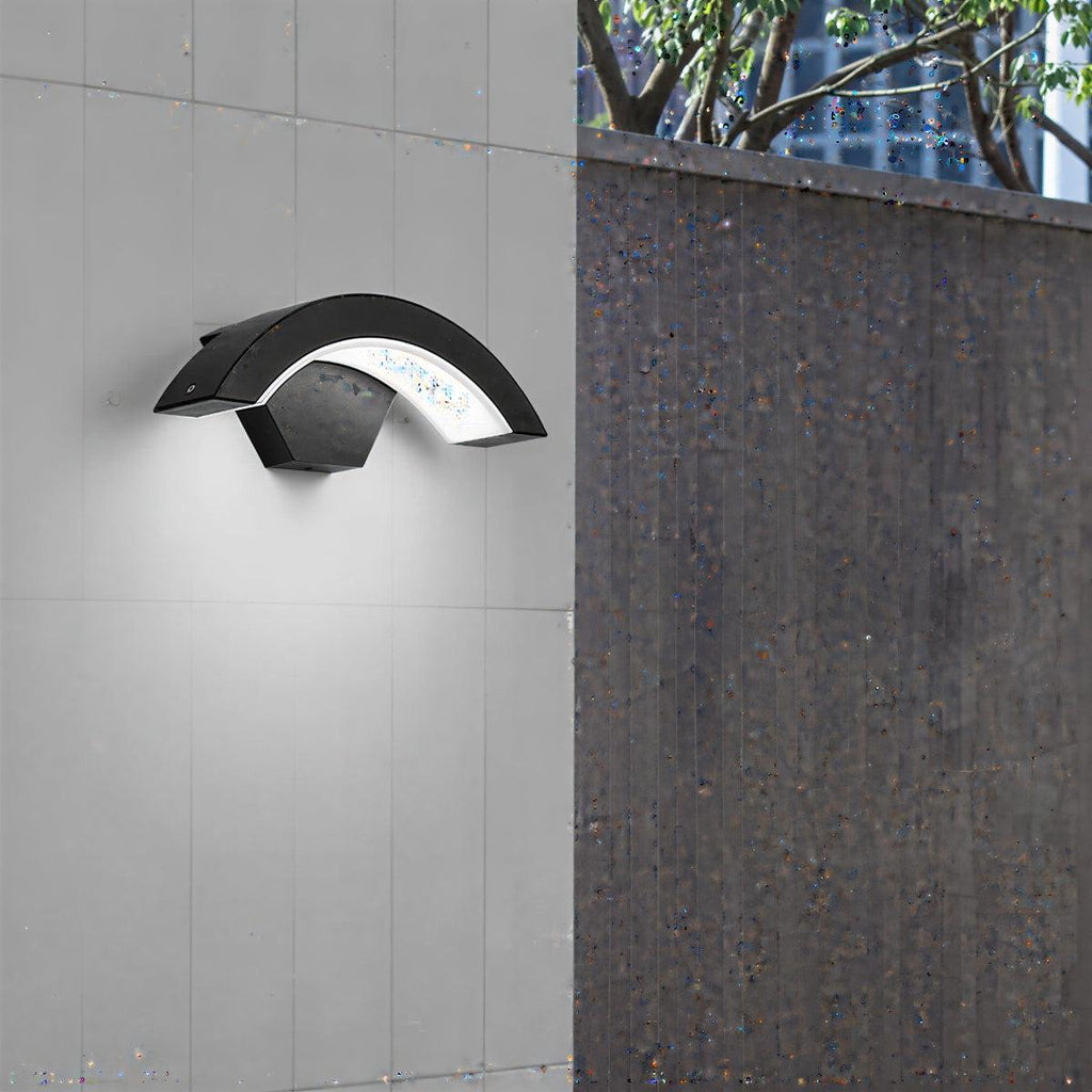 Curved Outdoor Wall Light For Patio
