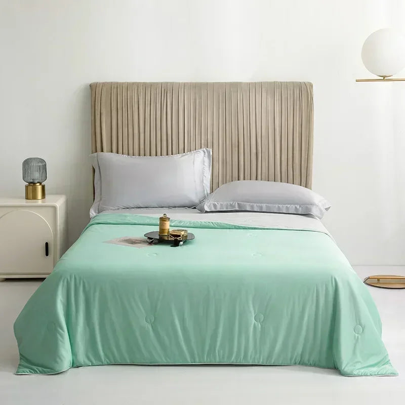 Breathable Cooling Blanket for Summer Sleep