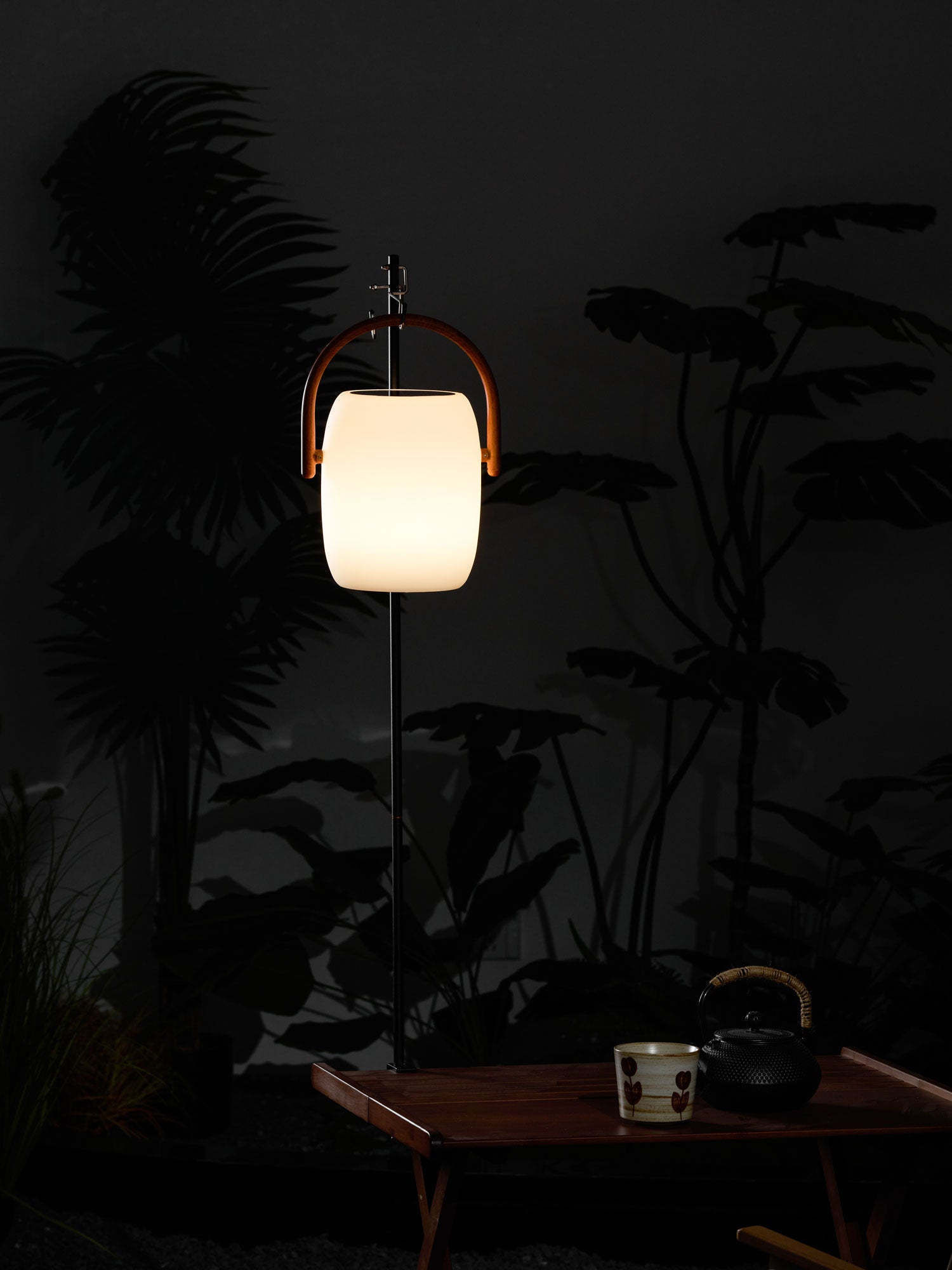 Outdoor Lantern Cordless Wood Handle LED Waterproof IP65 Patio Garden Home