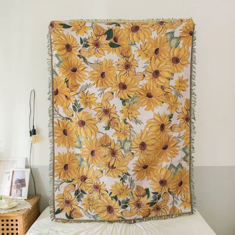 Lightweight Picnic Blanket - Floral Jacquard Pattern