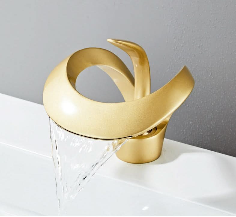 brushed-gold-brass-waterfall-basin-faucet-with-single-lever-img12.jpg