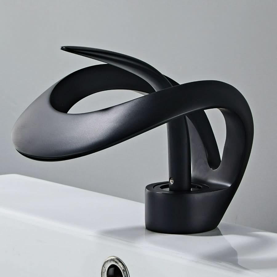 brushed-gold-brass-waterfall-basin-faucet-with-single-lever-img13.jpg