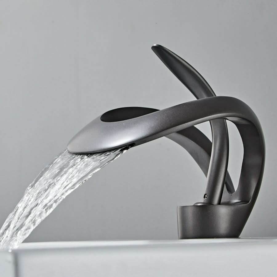 brushed-gold-brass-waterfall-basin-faucet-with-single-lever-img2.jpg