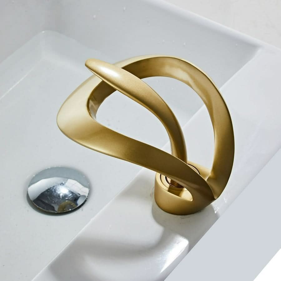 brushed-gold-brass-waterfall-basin-faucet-with-single-lever-img8.jpg