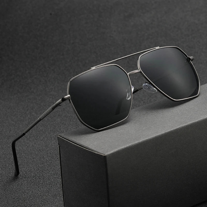 classic-aviator-sunglasses-for-men-lightweight-uv400-protection-img2.webp