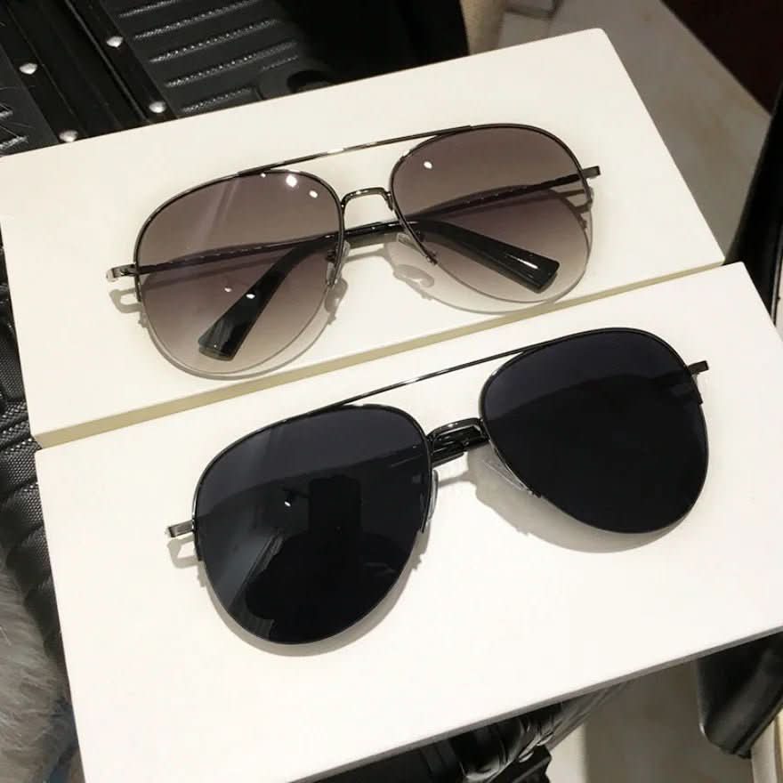 classic-aviator-sunglasses-for-men-uv400-gradient-lens-img3.jpg