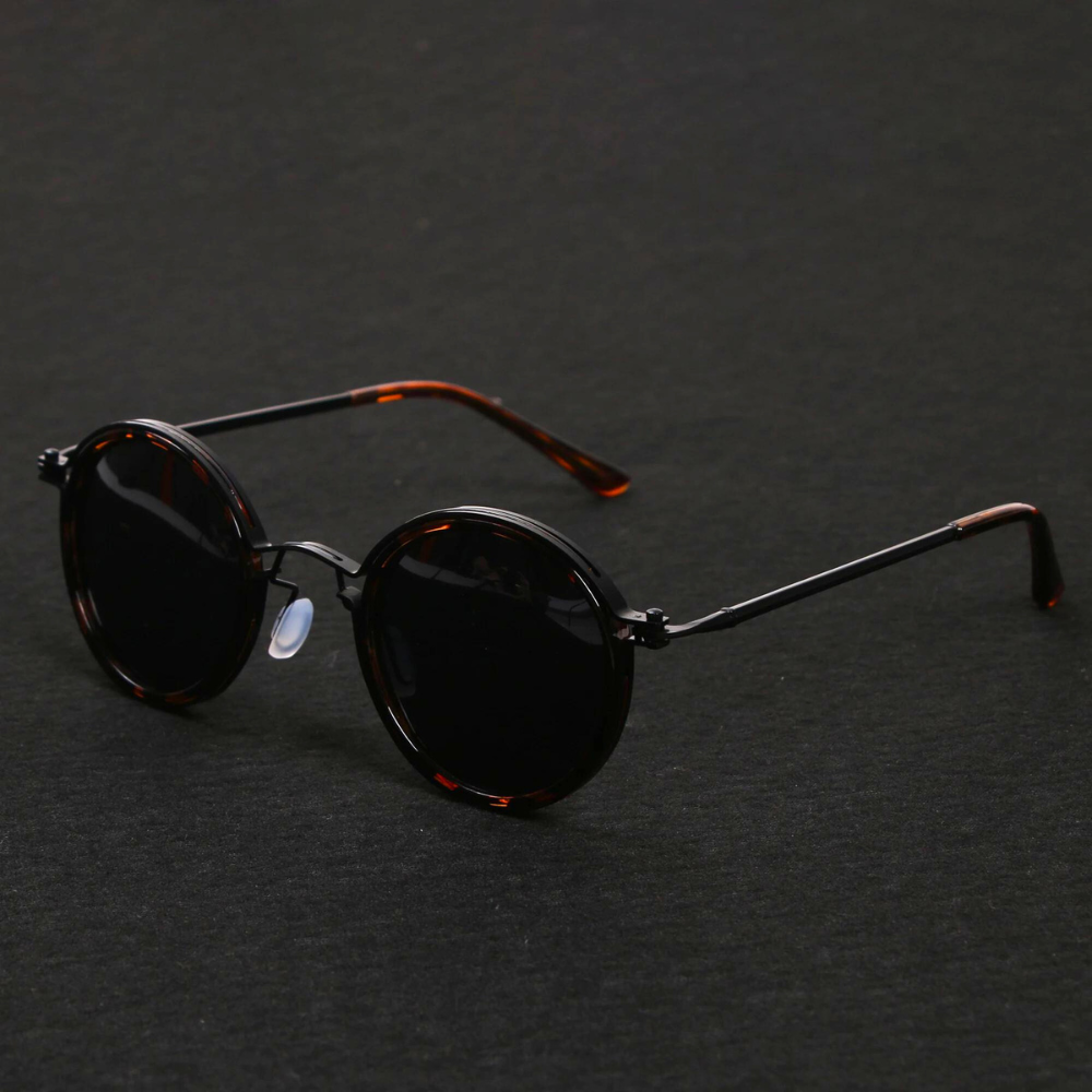 classic-aviator-sunglasses-unisex-polarized-anti-glare-lens-img2.png