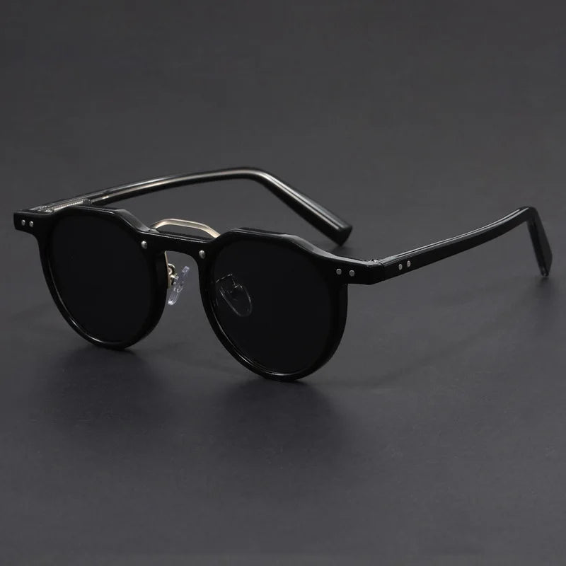 classic-aviator-sunglasses-unisex-polarized-anti-glare-lens-img5.webp
