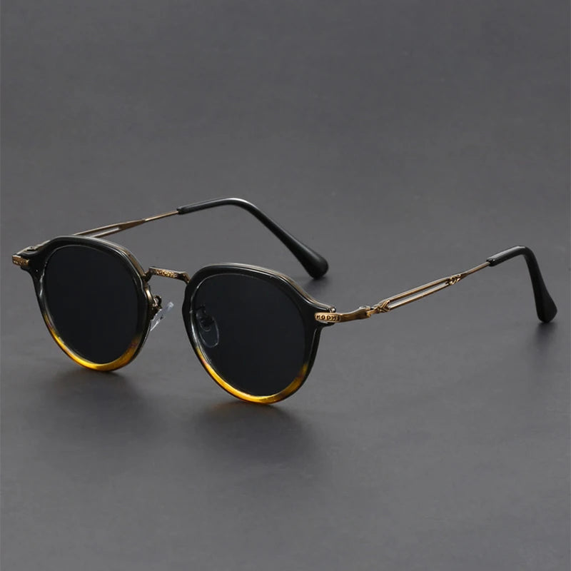 classic-aviator-sunglasses-unisex-polarized-anti-glare-uv-protection-img1.webp