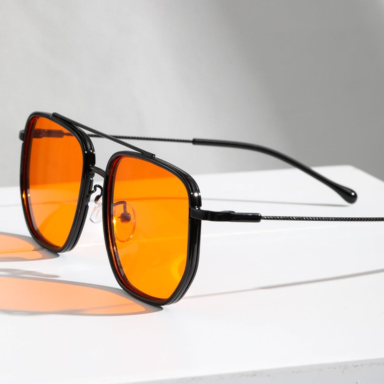 classic-aviator-sunglasses-unisex-uv400-protection-img2.jpg