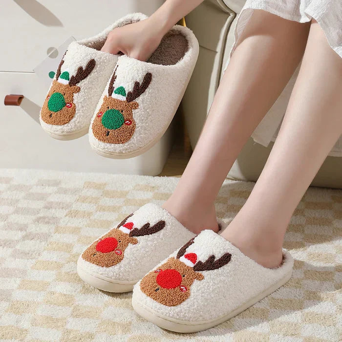 cosy-christmas-reindeer-slippers-unisex-plush-img7.webp
