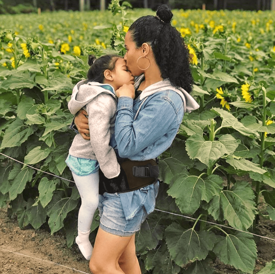 cotton-ergonomic-baby-carrier-for-toddlers-machine-washable-adjustable-img4.png