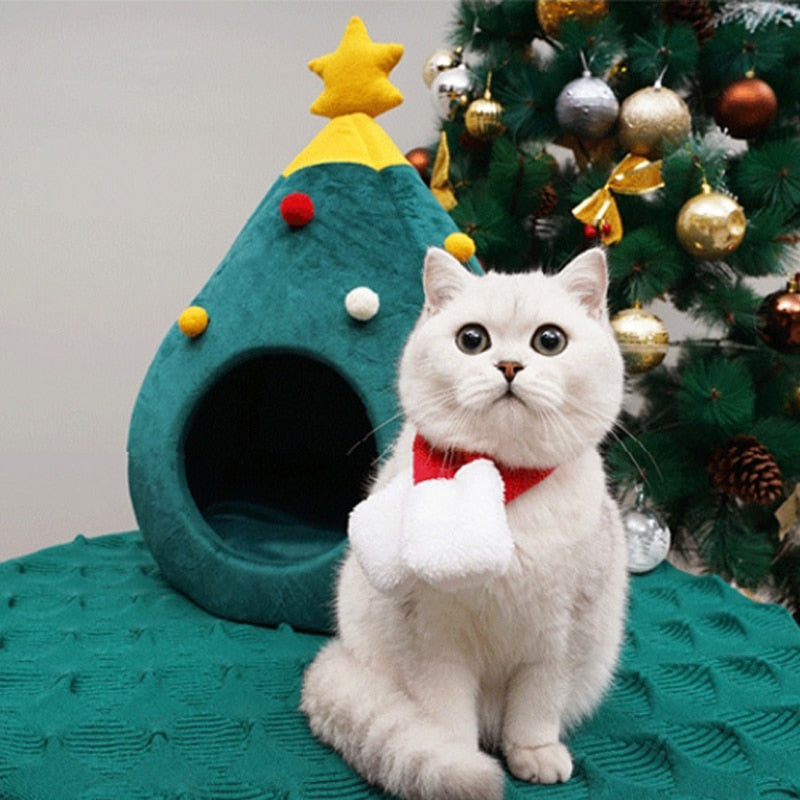 festive-christmas-cat-bed-tree-shaped-img6.jpg