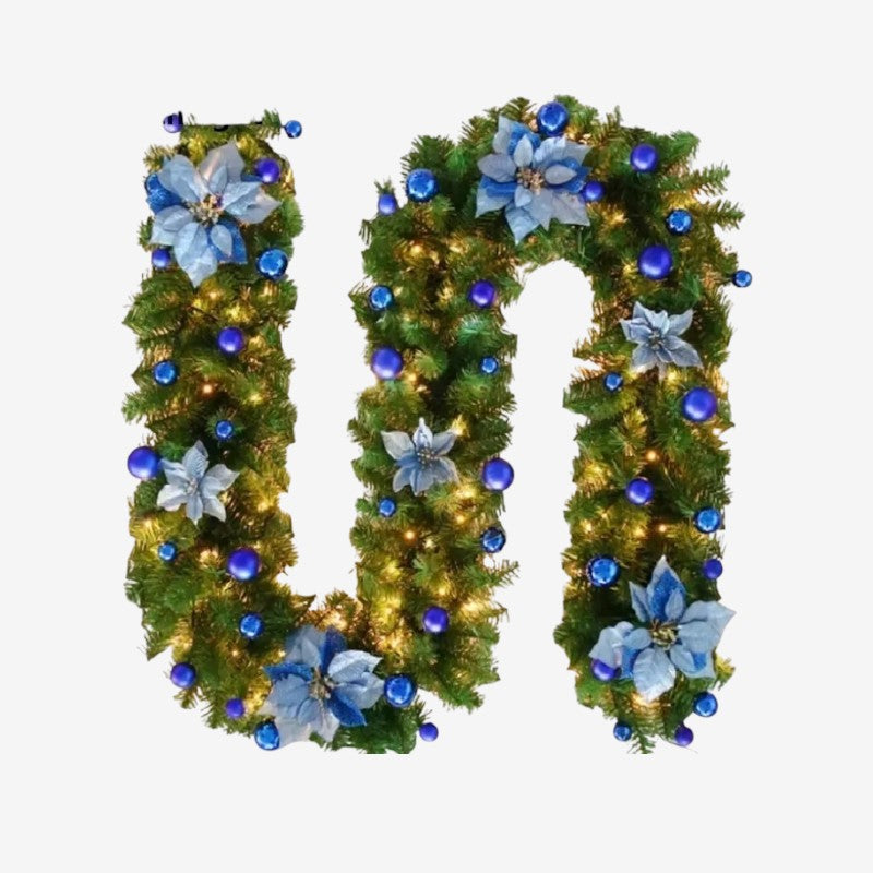 festive-christmas-wreath-floral-design-with-lights-img3.jpg