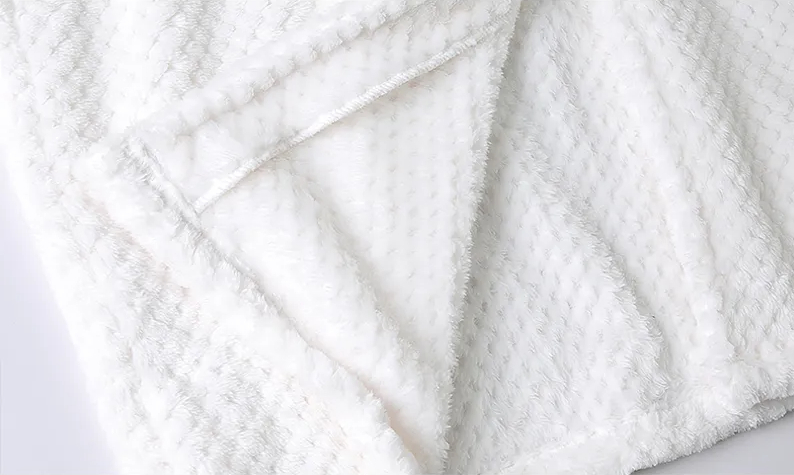flannel-bathrobe-for-men-women-extra-long-full-body-coverage-img10.png