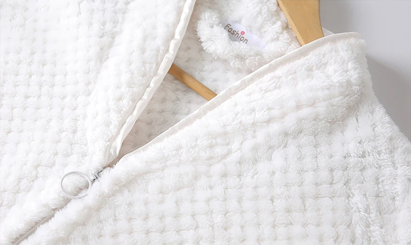 flannel-bathrobe-for-men-women-extra-long-full-body-coverage-img7.png