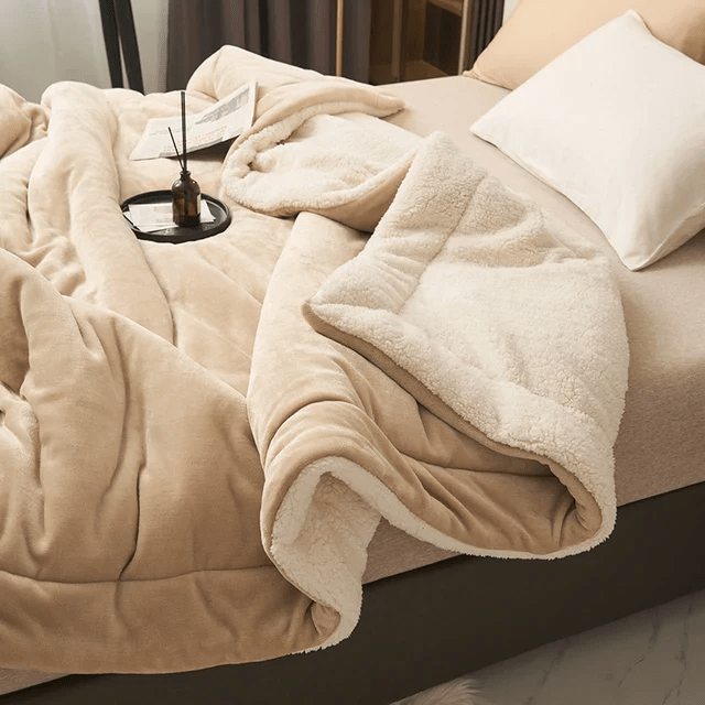 flannel-fleece-blanket-ultra-soft-warm-easy-care-img5.png