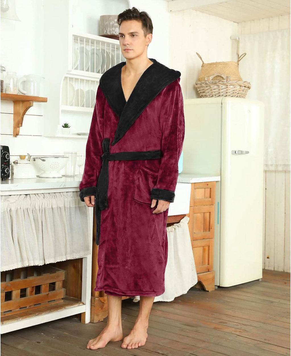 fleece-hooded-bathrobe-for-men-machine-washable-ultra-soft-img15.jpg