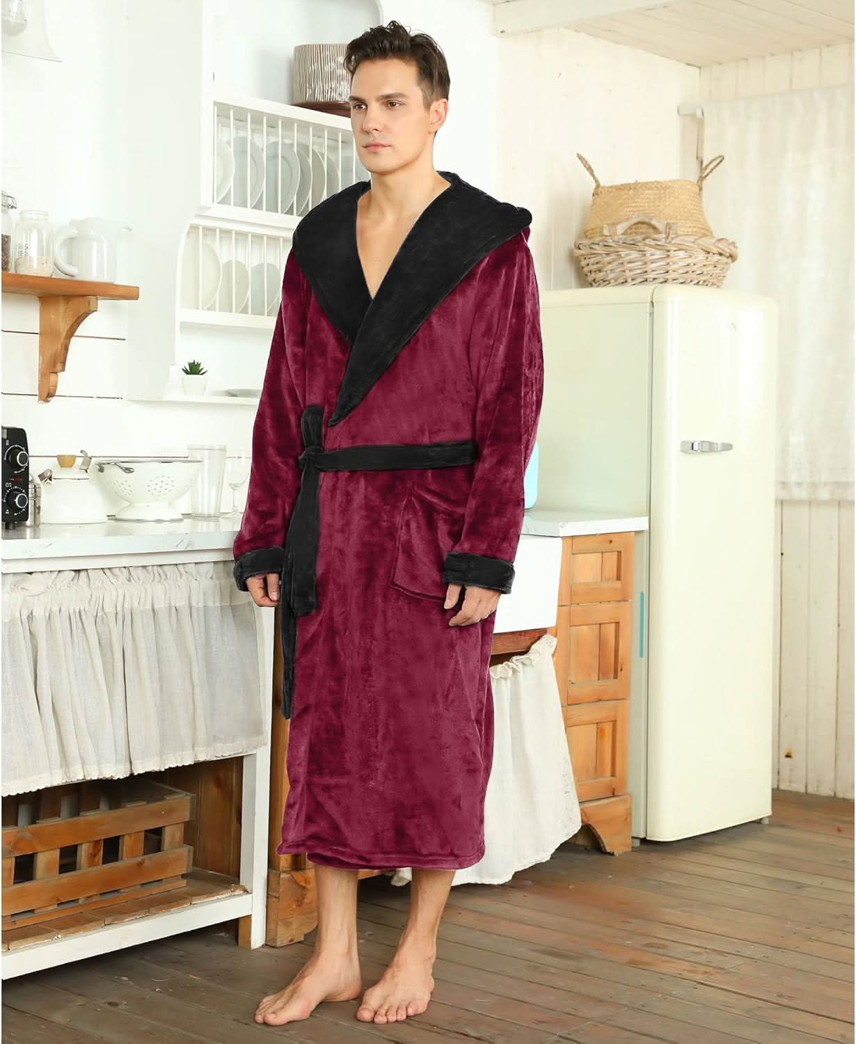fleece-hooded-bathrobe-for-men-machine-washable-ultra-soft-img15.jpg