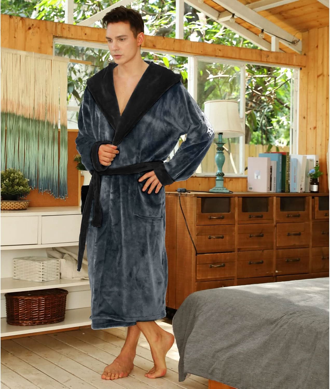 fleece-hooded-bathrobe-for-men-machine-washable-ultra-soft-img30.jpg