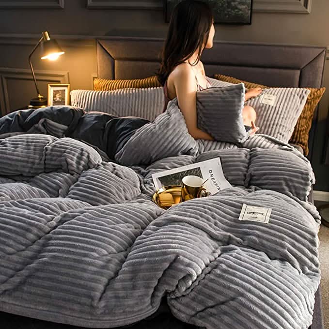 fleece-microfiber-winter-duvet-ultra-soft-warm-cozy-img7.jpg
