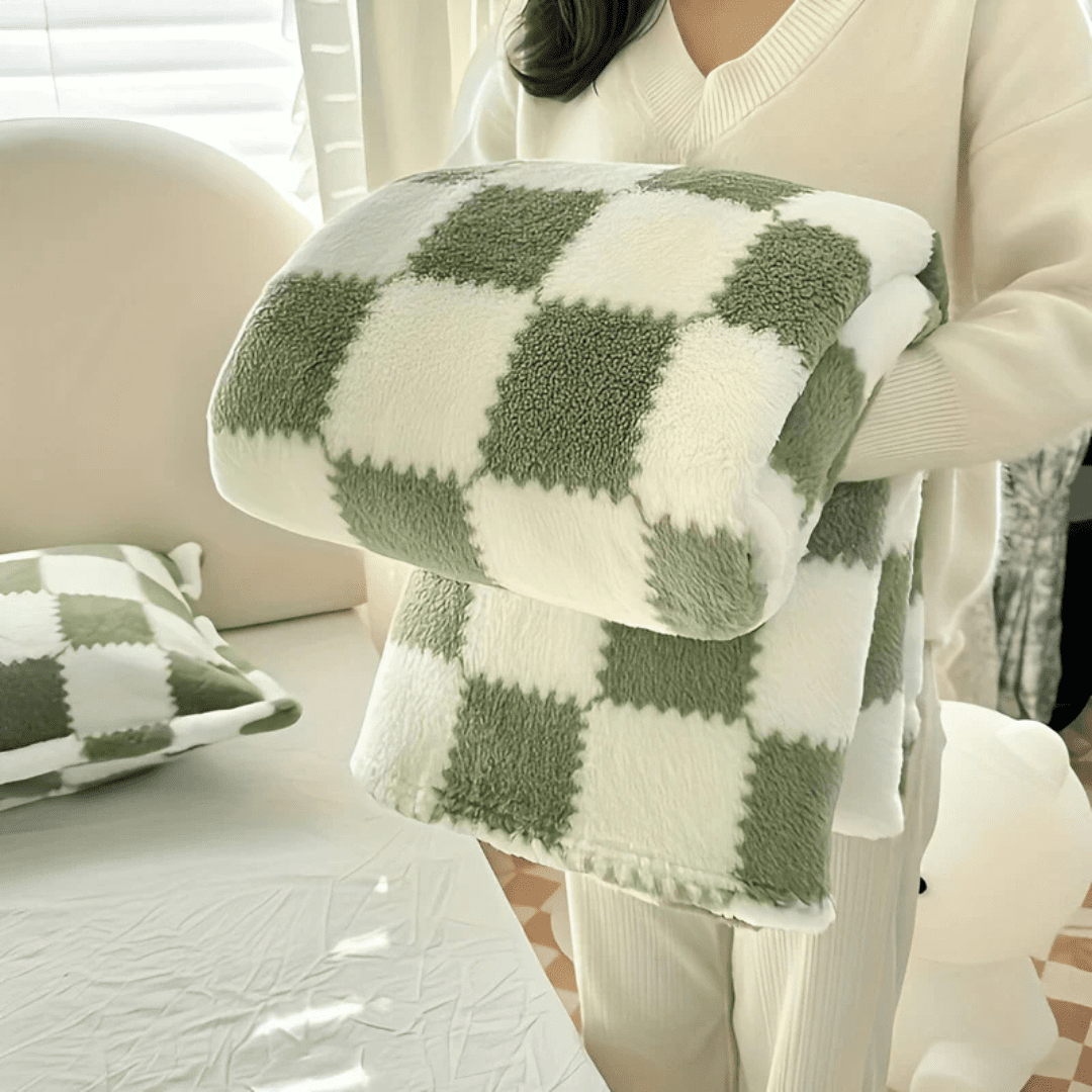 fleece-throw-blanket-ultra-soft-lightweight-breathable-img4.png