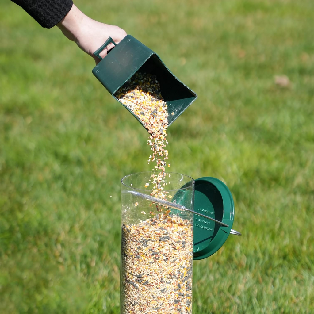 Squirrel-Resistant Metal Bird Feeder
