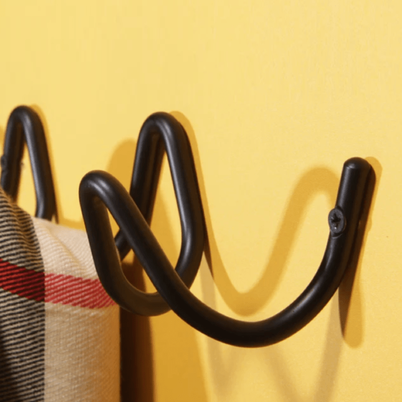 geometric-metal-wall-hook-with-matte-minimalist-finish-img4.png