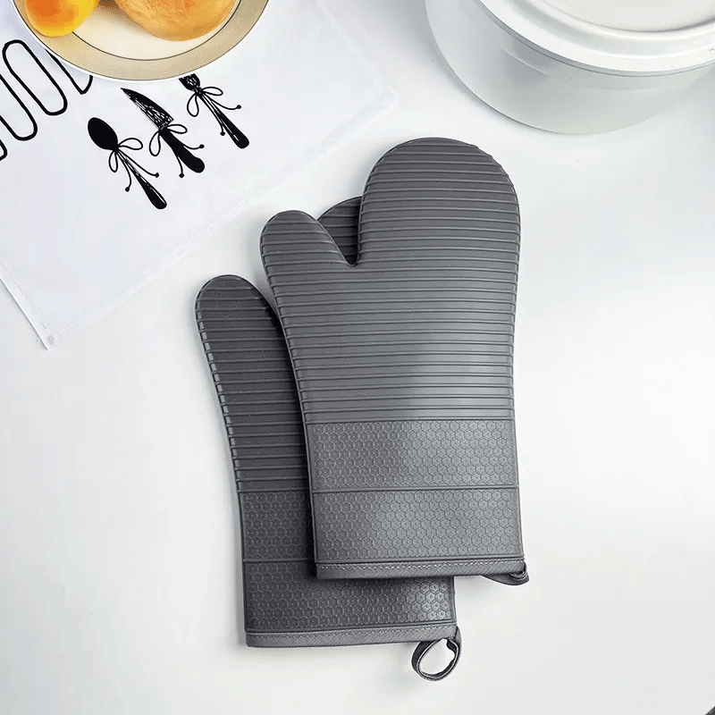 heat-resistant-silicone-oven-gloves-33cm-dishwasher-safe-up-to-250-c-img5.png