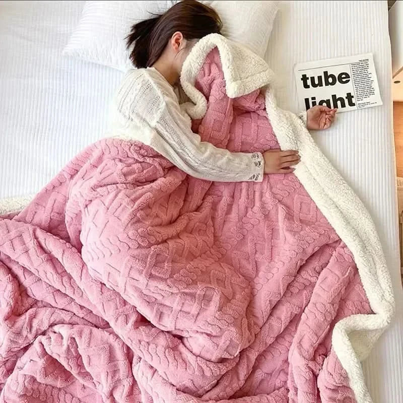 lambswool-fleece-winter-blanket-thick-warm-breathable-throw-img2.webp
