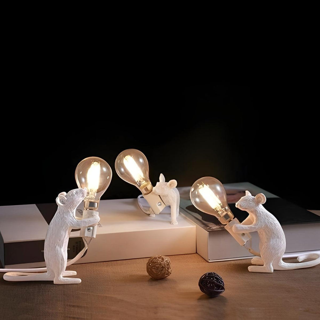 minimalist-mouse-table-lamp-with-warm-led-glow-for-kids-room-img2.jpg