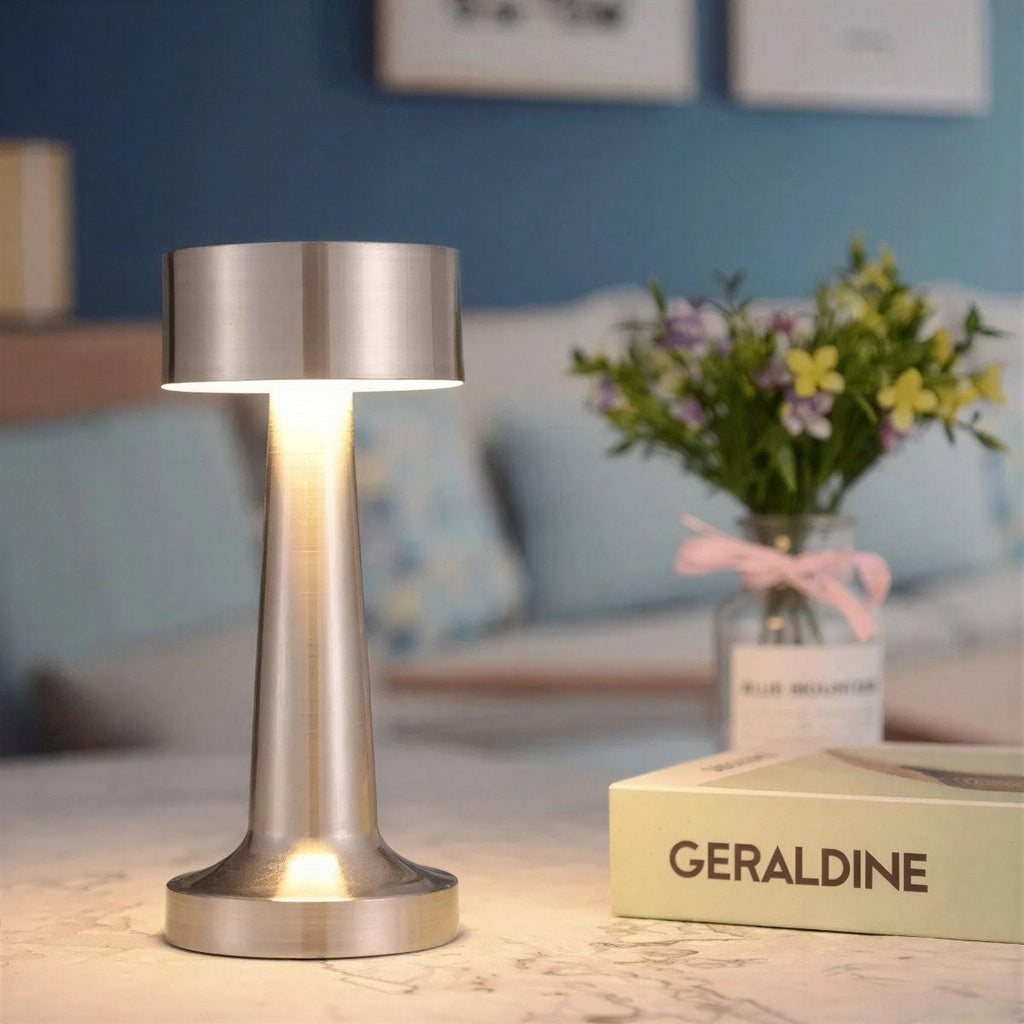 modern-cordless-table-lamp-with-touch-dimmer-for-restaurant-img3.jpg