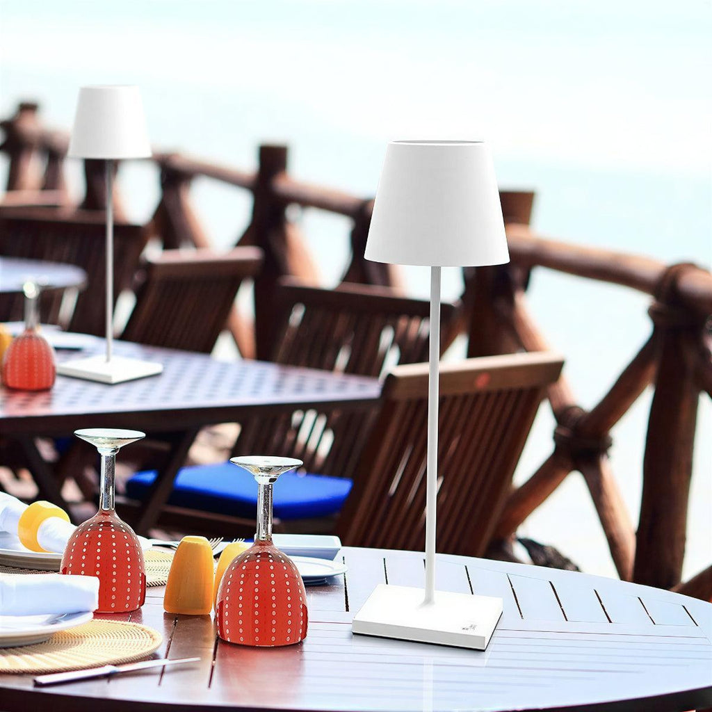 modern-cordless-table-lamp-with-usb-c-charging-and-touch-control-img5.jpg