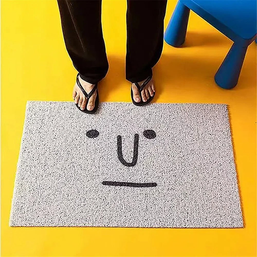 mood-emoji-doormat-with-playful-expressive-design-img4.jpg