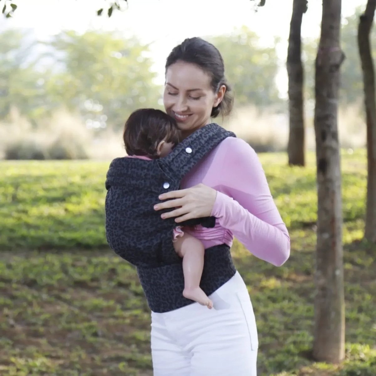 organic-cotton-baby-carrier-for-0-24-months-breathable-ergonomic-img2.jpg