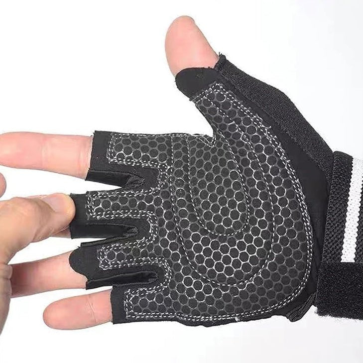 padded-fitness-gloves-for-strength-training-secure-grip-stability-img5.webp