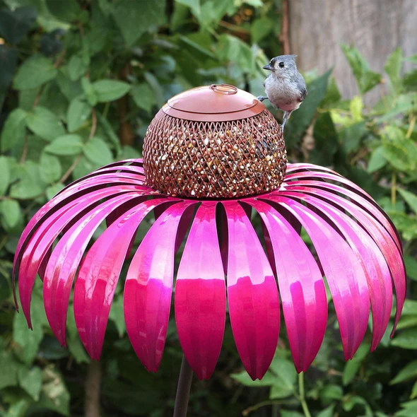 Flower-Shaped Garden Bird Feeder