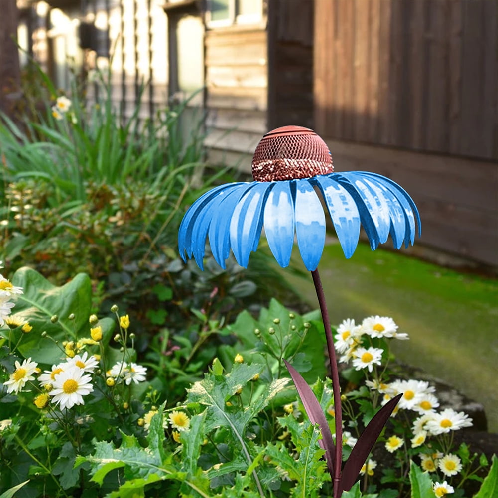 Flower-Shaped Garden Bird Feeder