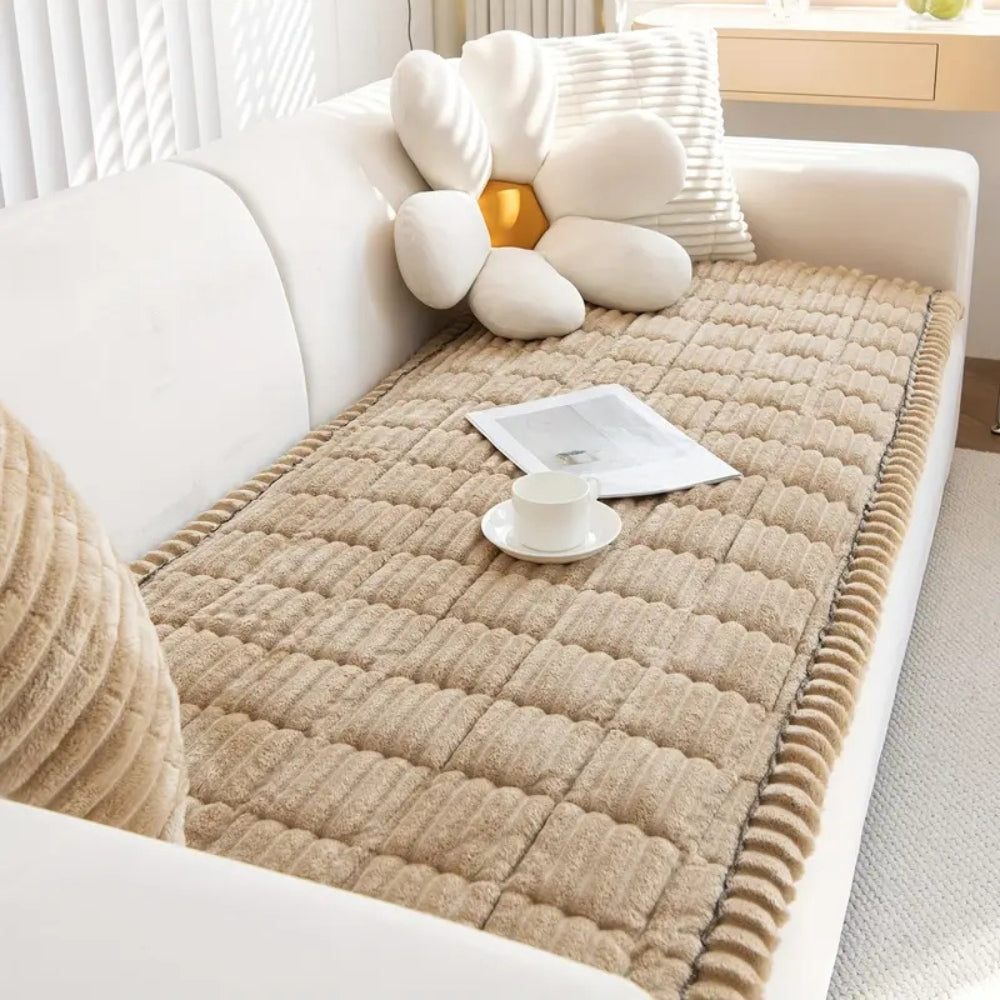 plush-flannel-sofa-cover-with-hand-pleated-edges-img4.jpg