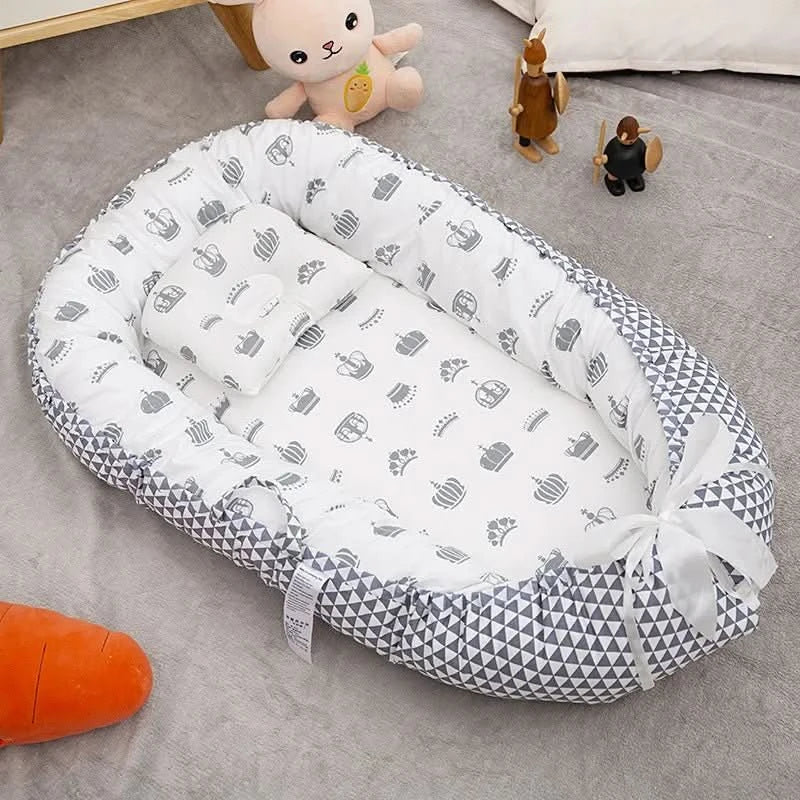 polyester-cotton-foldable-baby-cot-for-infants-lightweight-travel-ready-img10.webp