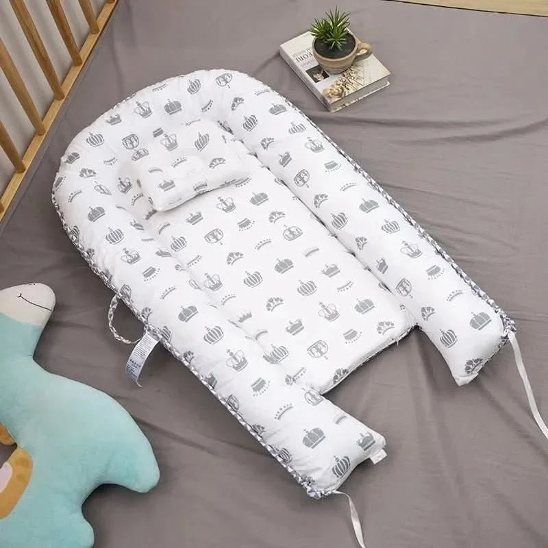 polyester-cotton-foldable-baby-cot-for-infants-lightweight-travel-ready-img4.webp