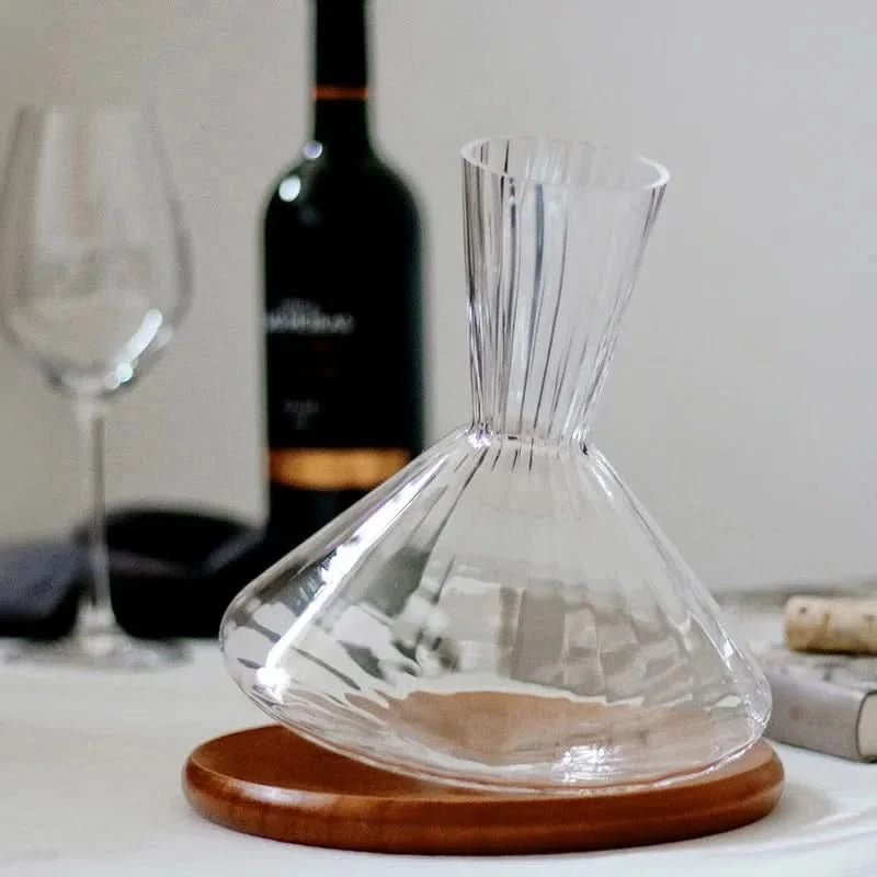 rotating-crystal-glass-wine-decanter-1l-360-aeration-design-img5.webp