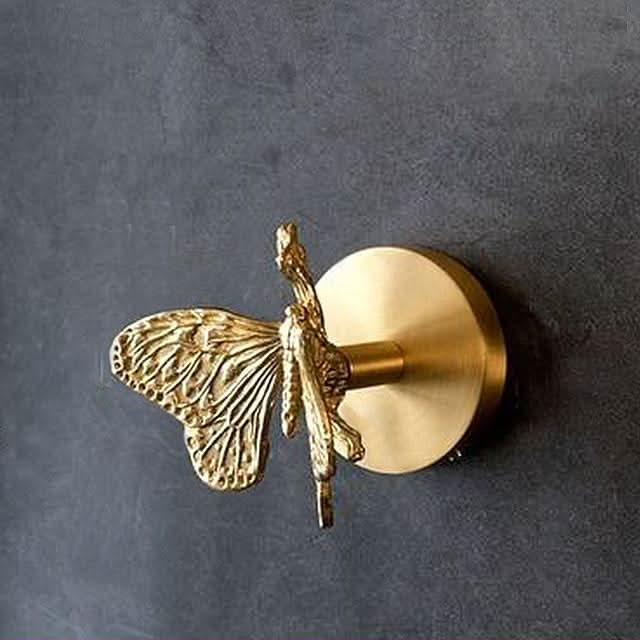 sculpted-brass-animal-head-wall-hook-rack-img9.jpg