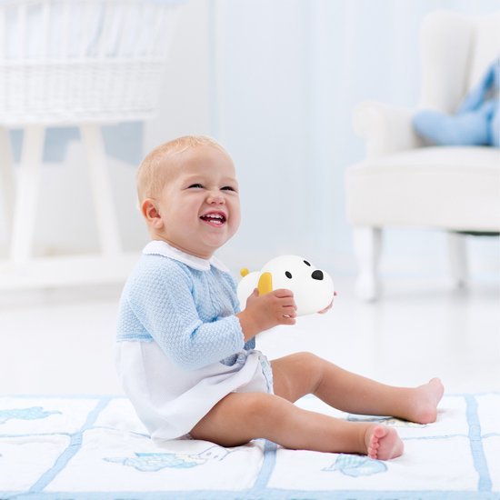 silicone-night-light-for-babies-toddlers-bpa-free-auto-shut-off-img3.jpg